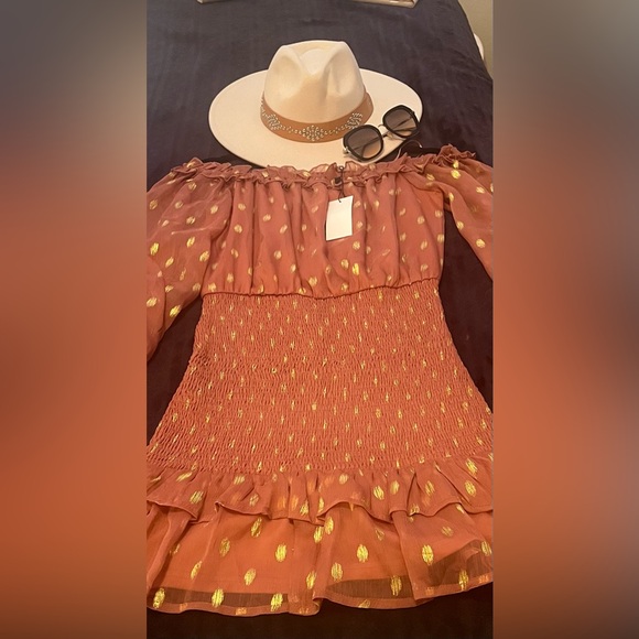 Off-Shoulder Ruffle Dress with Polka Dots Aritzia Wilfred style by Aeom💕 - Picture 5 of 5